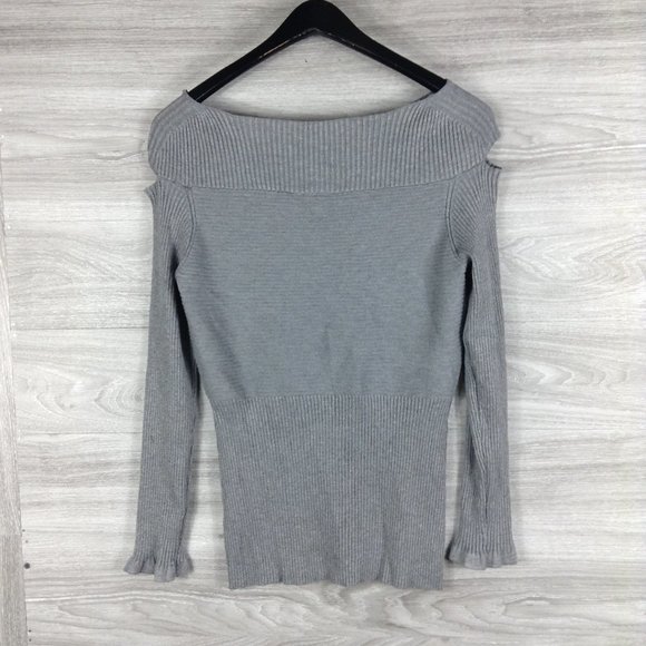 Cyrus Gray Ribbed Cutout Knit Sweater - Picture 3 of 7